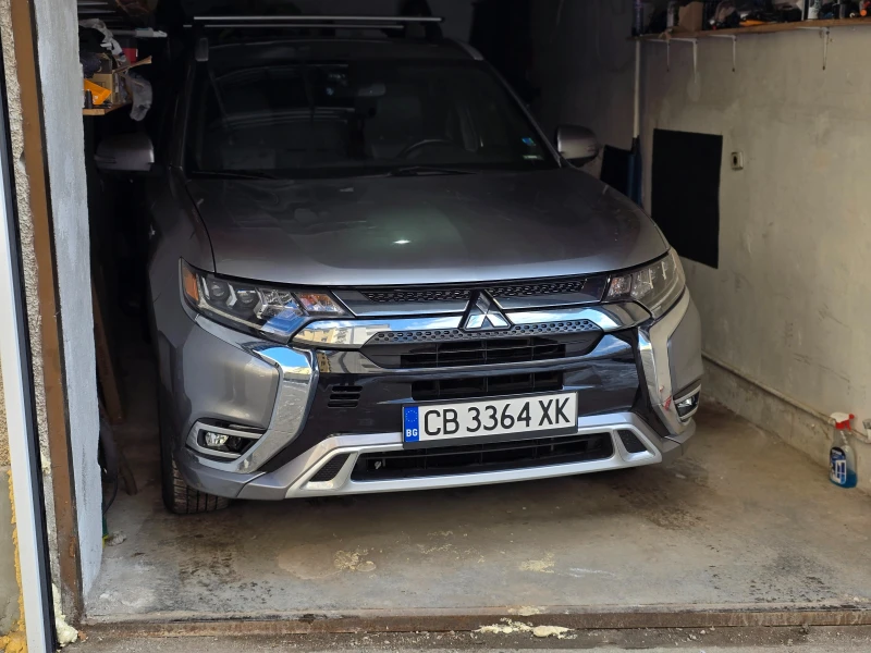 Mitsubishi Outlander S-AWC PHEV, снимка 17 - Автомобили и джипове - 49221874