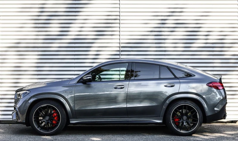 Mercedes-Benz GLE 63 S AMG /4-MATIC/COUPE/FACE/BURM/PANO/HEAD UP/360/NIGHT/22, снимка 4 - Автомобили и джипове - 52005925