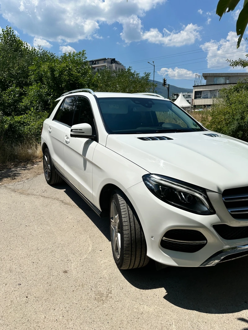 Mercedes-Benz GLE 350 Mercedes-Benz GLE 350 AMG/360/9-Gtronic, снимка 2 - Автомобили и джипове - 52694535