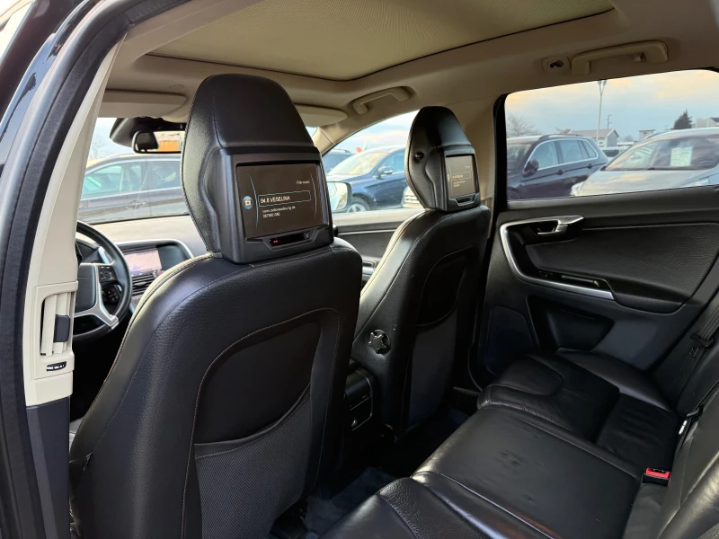 Volvo XC60 2.4 D5 AWD ШВЕЙЦАРИЯ SUMMUM, снимка 15 - Автомобили и джипове - 52914182
