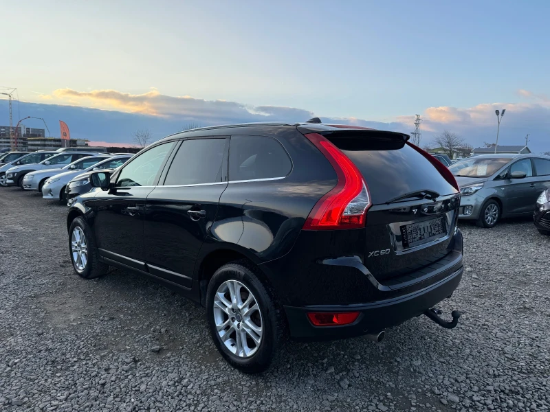 Volvo XC60 2.4 D5 AWD ШВЕЙЦАРИЯ SUMMUM, снимка 2 - Автомобили и джипове - 52914182