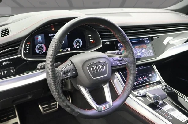 Audi Q8 50 TDI Quattro = S-line = Black OpticPlus Гаранция, снимка 8 - Автомобили и джипове - 52810542