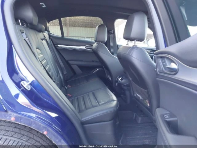 Alfa Romeo Stelvio TI SPORT AWD| DISTRONIC| ПАНО| ОБДУХ| HARMAN, снимка 12 - Автомобили и джипове - 53749305