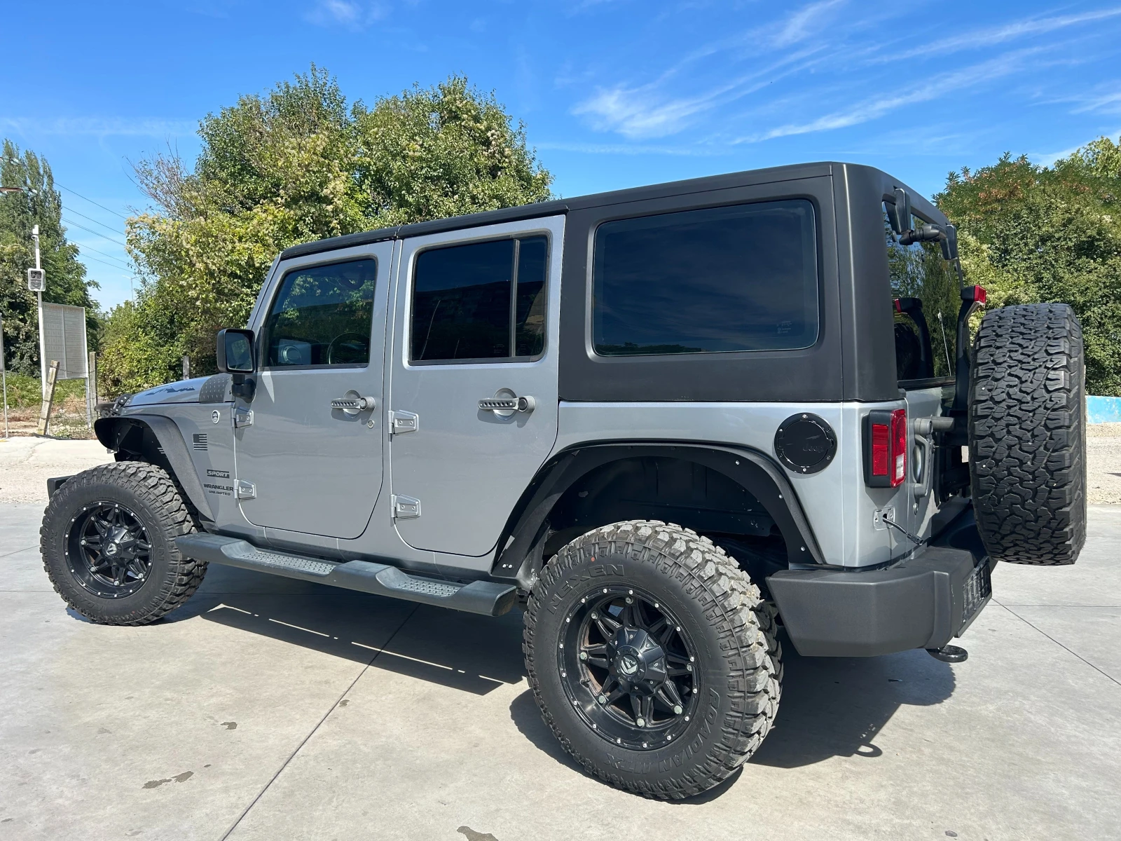 Jeep Wrangler Unlimited - изображение 2