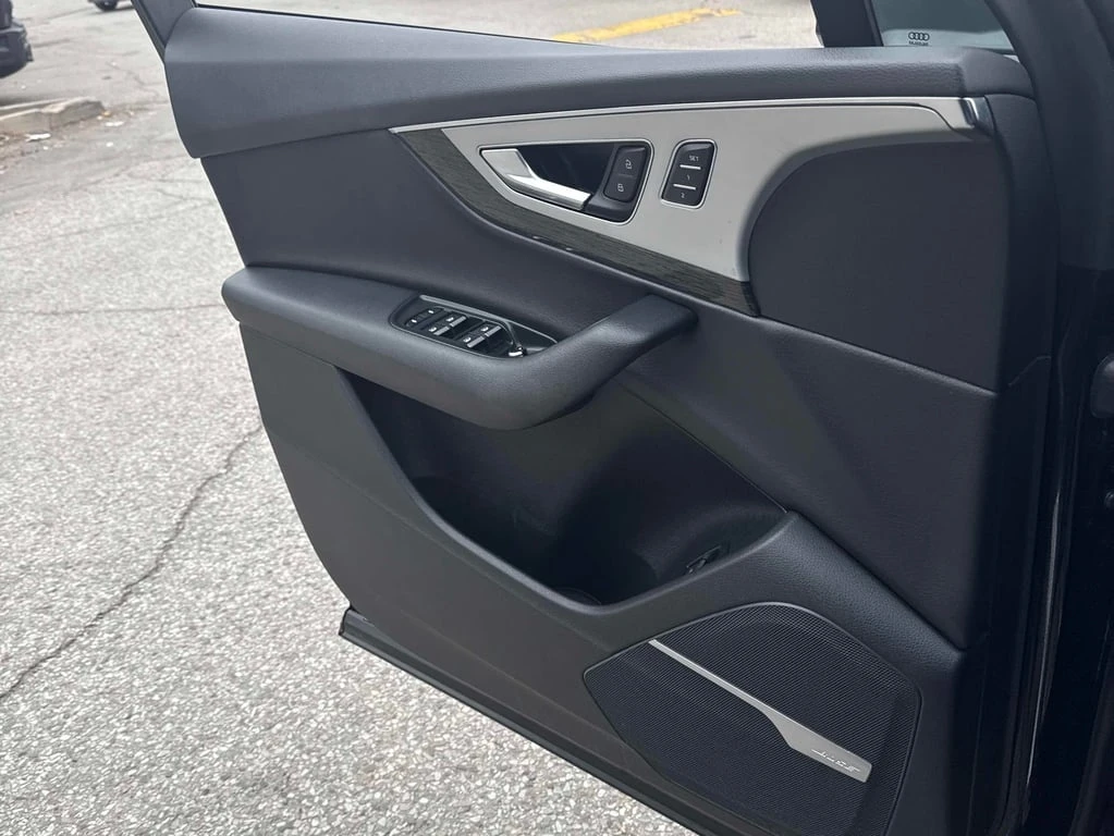 Audi Q7 Progressiv  CARFAX | Mobile.bg   17