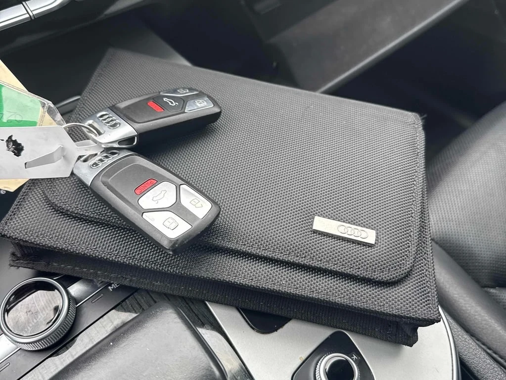 Audi Q7 Progressiv  CARFAX | Mobile.bg   15