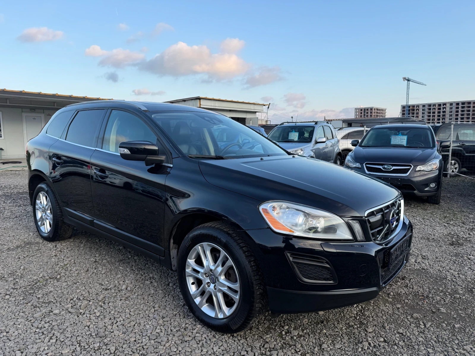 Volvo XC60 2.4 D5 AWD ШВЕЙЦАРИЯ SUMMUM - изображение 4