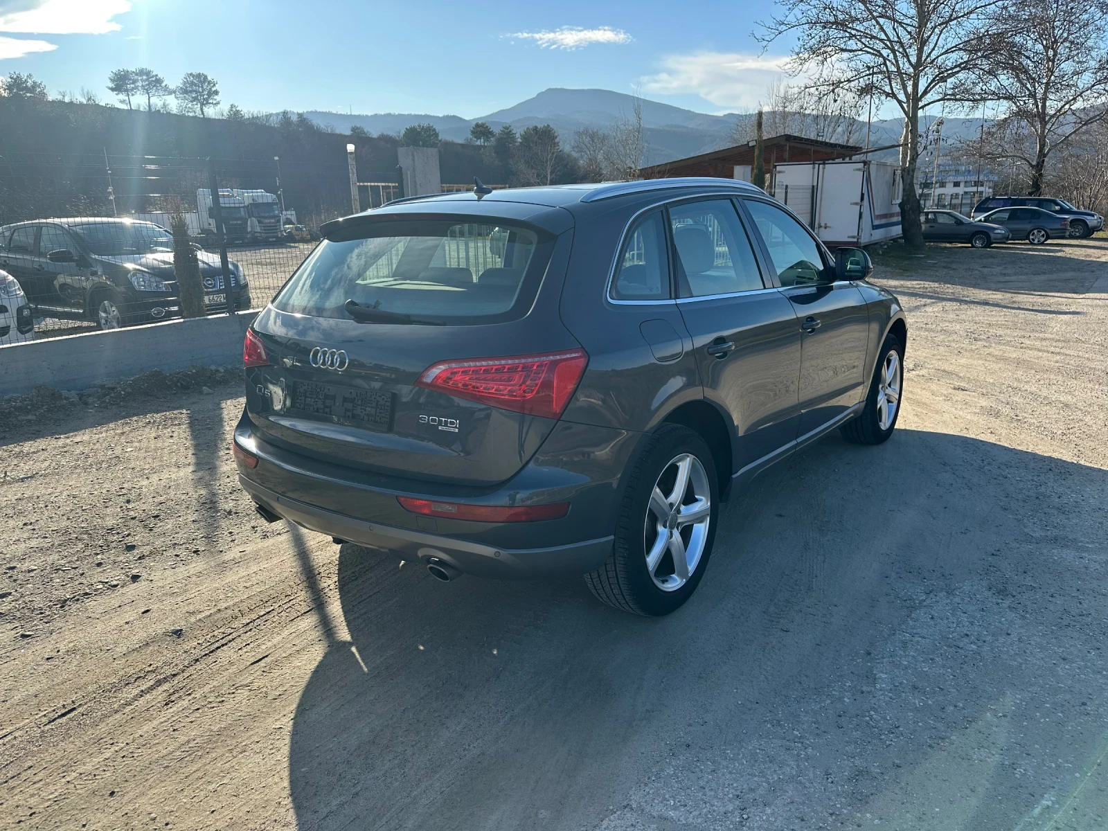 Audi Q5 3.0TDI* 239 к.с.* QUATTRO - изображение 7