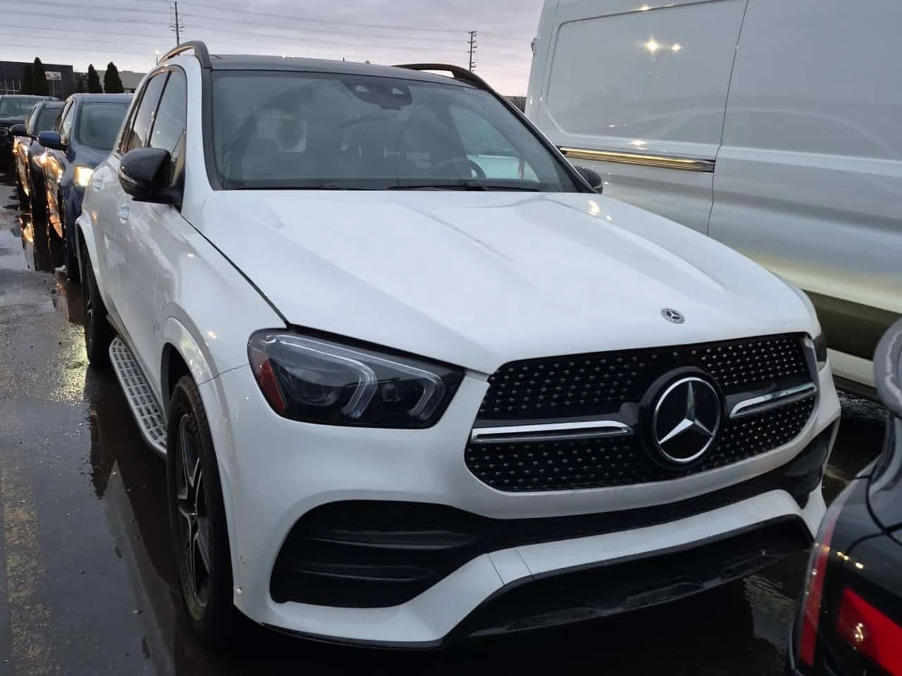 Mercedes-Benz GLE 450 AMG /360/DISTRONIC/BURMESTER/ВЪЗДУХ, снимка 2 - Автомобили и джипове - 53866855
