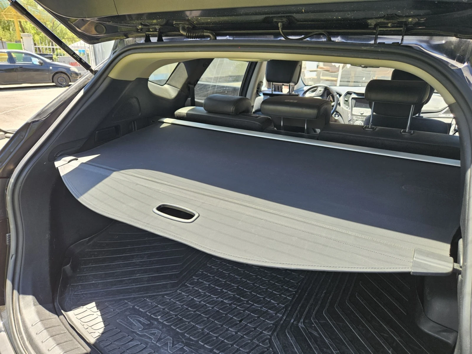 Hyundai Santa fe, снимка 11 - Автомобили и джипове - 54235345