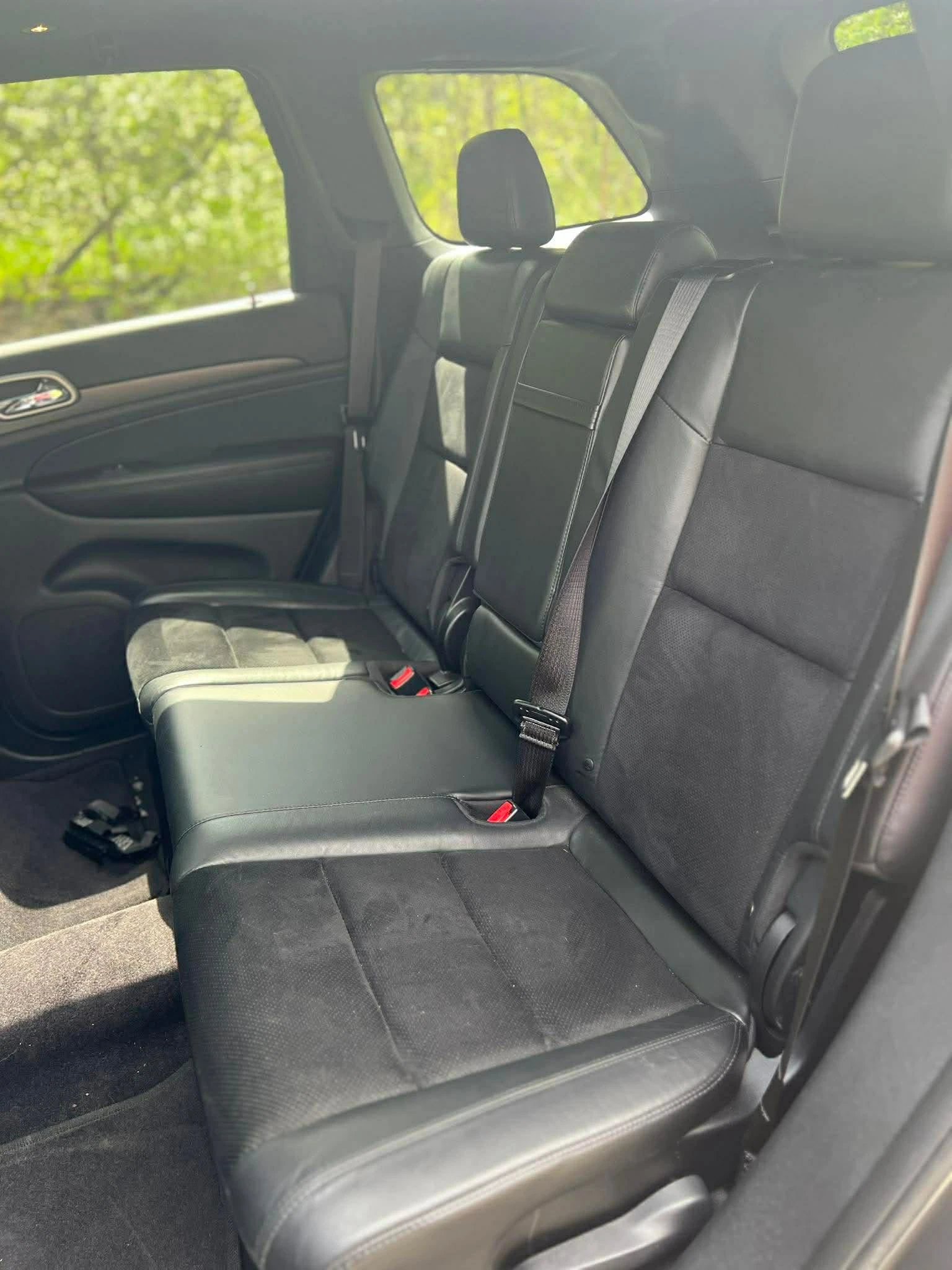 Jeep Grand cherokee 3.6 24000КМ НА ПРУЖИНИ, снимка 9 - Автомобили и джипове - 54413580