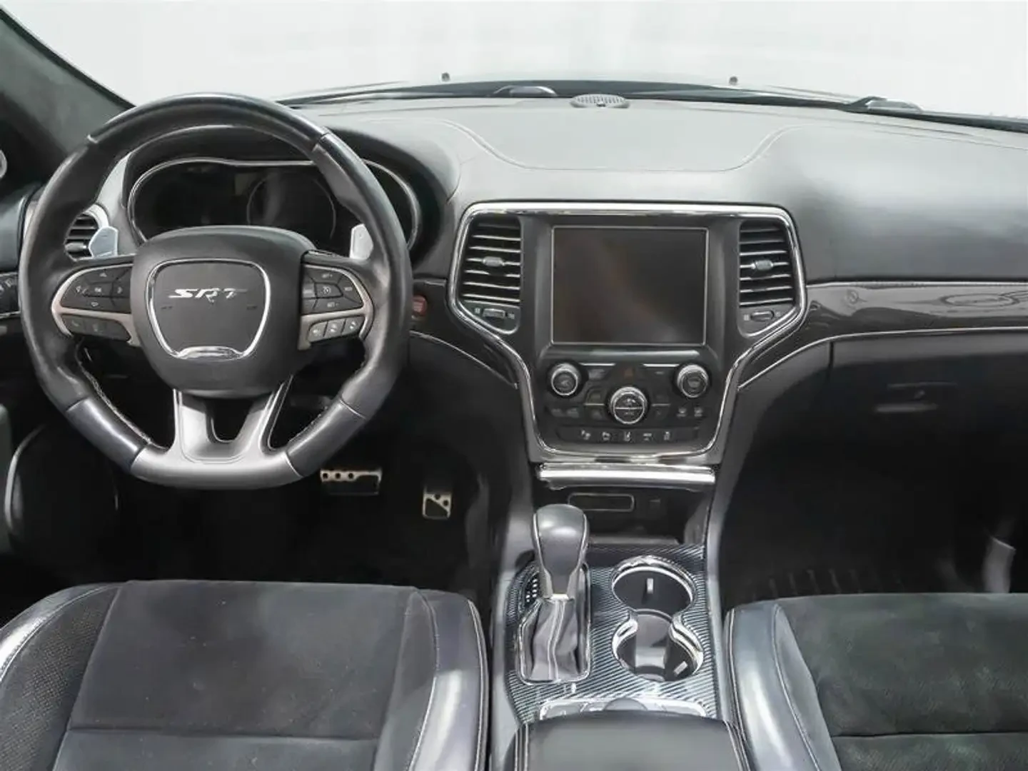 Jeep Grand cherokee SRT* 6.2* V8* ПОДГРЕВ* ОБДУХВАНЕ* ДИСТРОНИК* КАМЕР, снимка 8 - Автомобили и джипове - 55613356