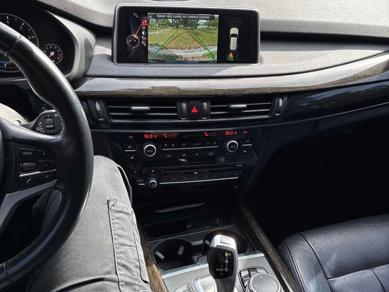 BMW X5 * xDrive35i * ДИГИТАЛНО ТАБЛО* ПАНОРАМА* KEYLESS* , снимка 9 - Автомобили и джипове - 56178634