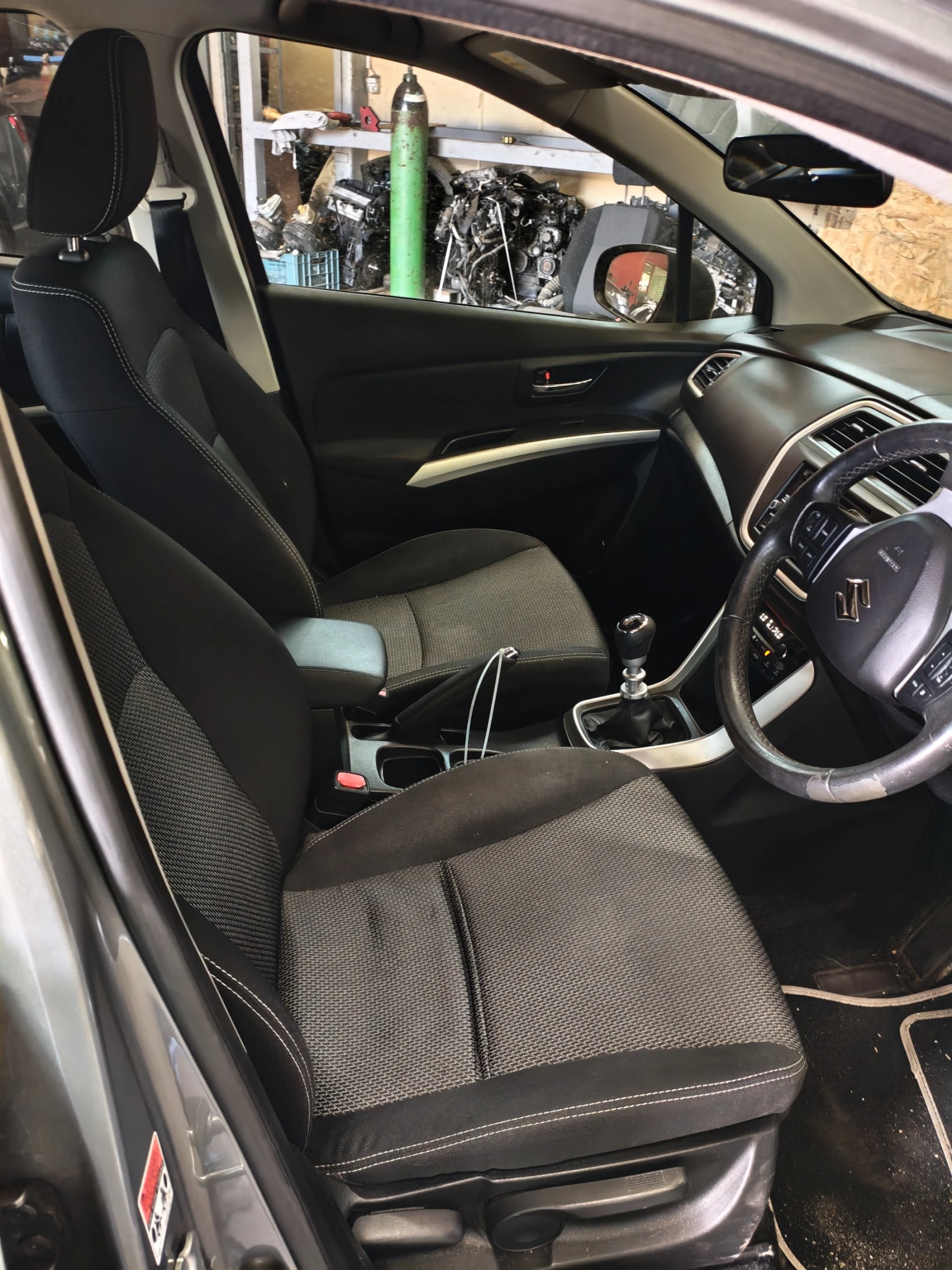Suzuki SX4 S-Cross 1.6d, снимка 7 - Автомобили и джипове - 56182096