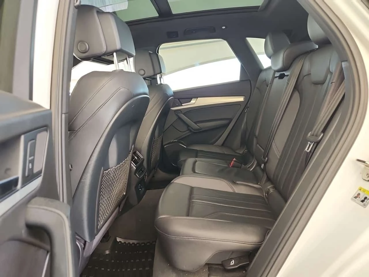 Audi Q5 * PROGRESSIV * АВТОКРЕДИТ БЕЗ ПЪРВОНАЧАЛНА ВНОСКА, снимка 12 - Автомобили и джипове - 56324879