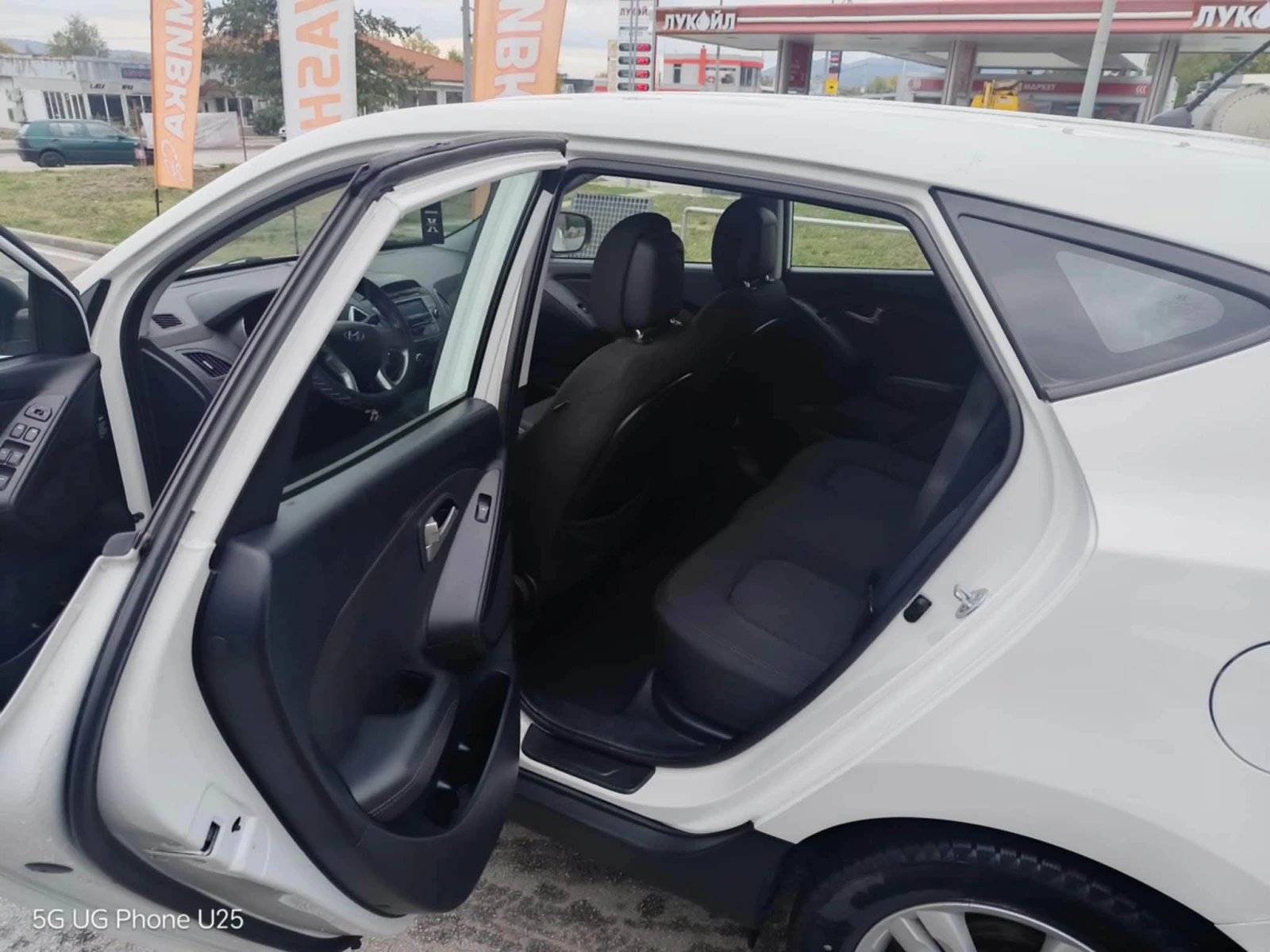 Hyundai IX35, снимка 11 - Автомобили и джипове - 56427157