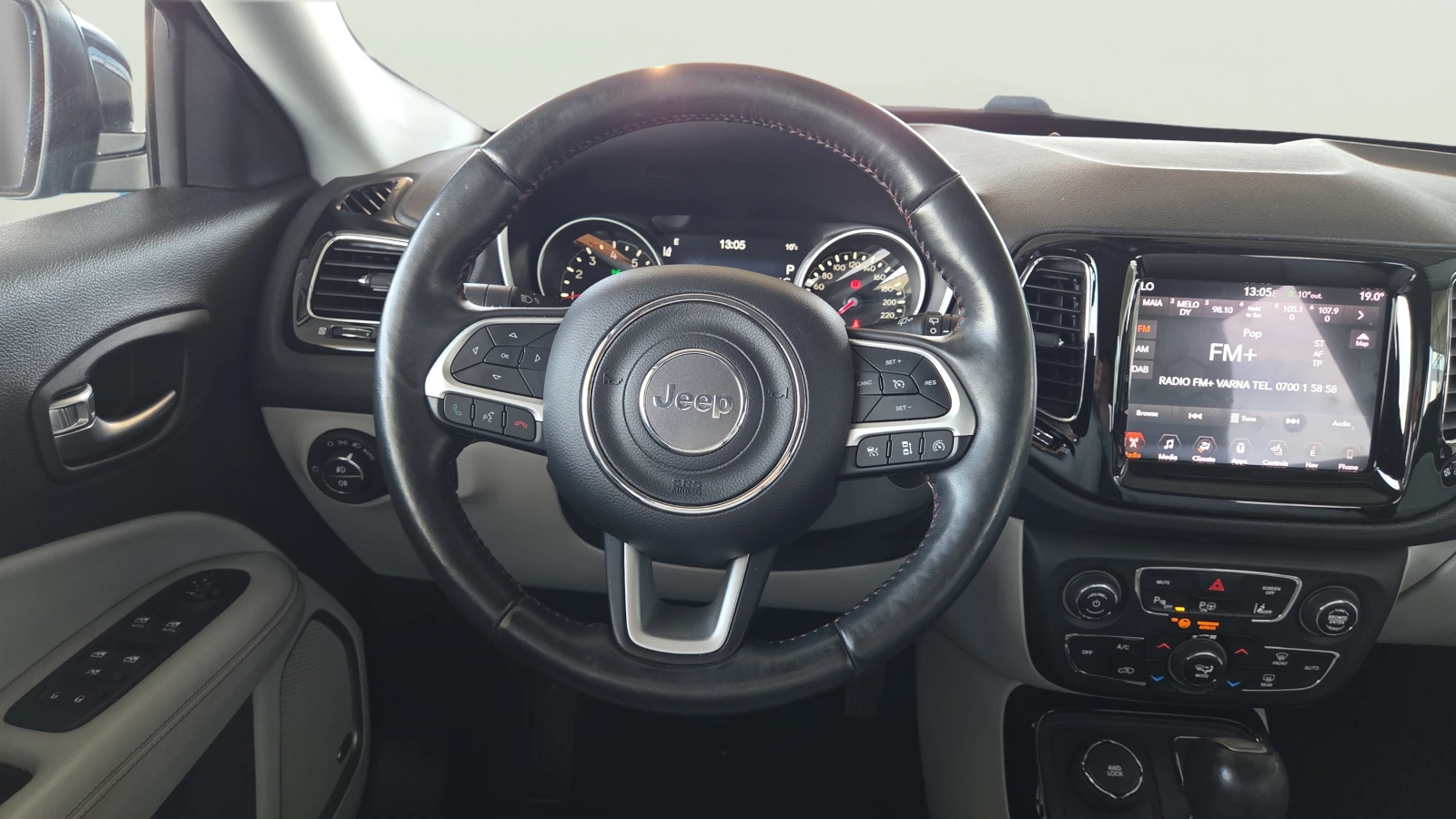 Jeep Compass 1.4i, снимка 12 - Автомобили и джипове - 56557858