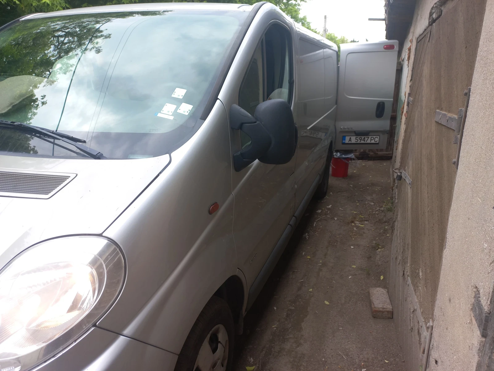 Opel Vivaro, снимка 3 - Бусове и автобуси - 54660535