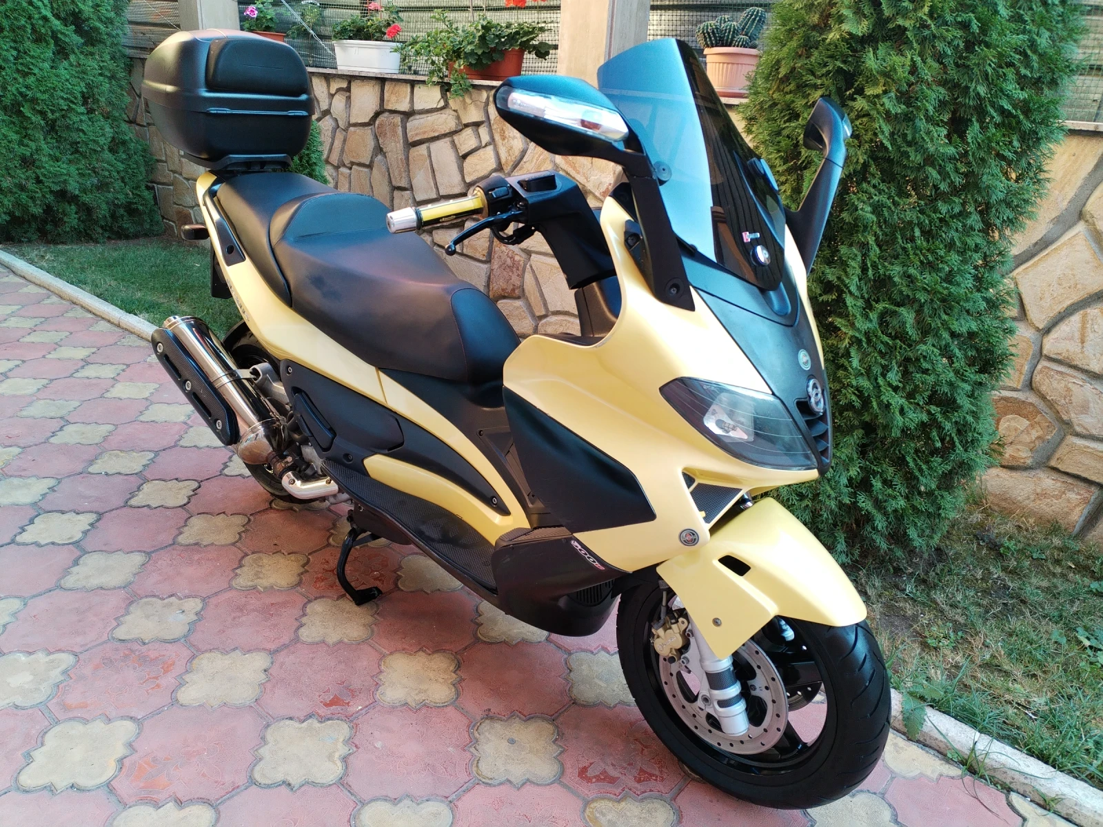 Gilera Nexus 500i 29000км, снимка 2 - Мотоциклети и мототехника - 56260159