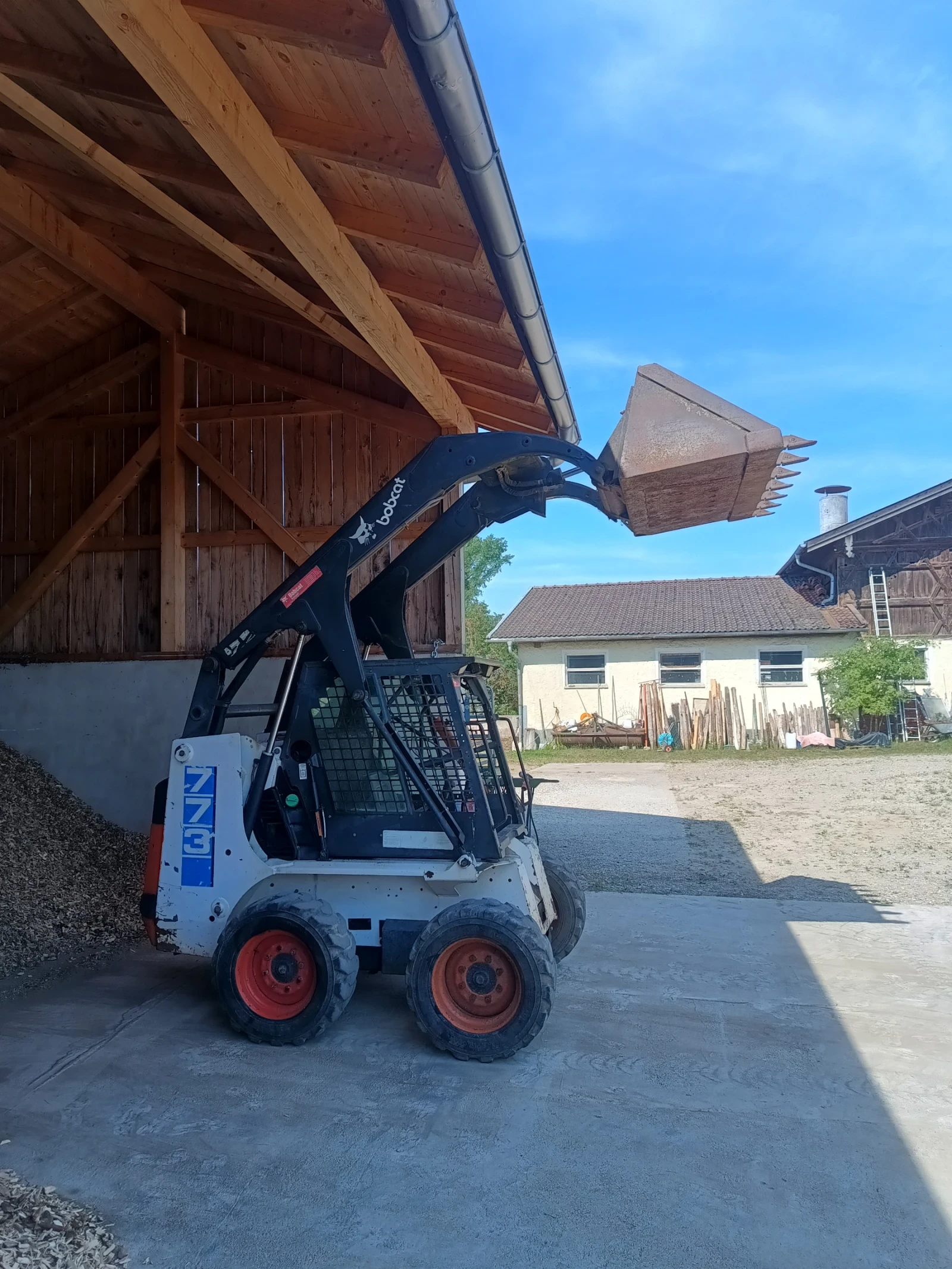 Мини челни товарачи Bobcat 773, снимка 2 - Индустриална техника - 55679119