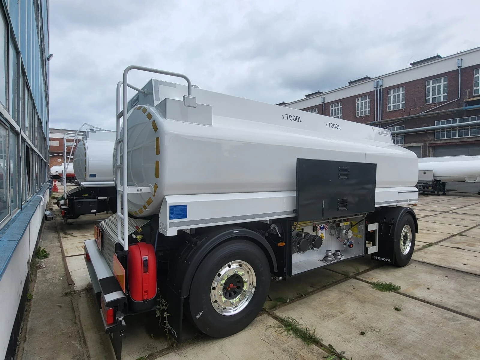   Stokota | Mobile.bg   1