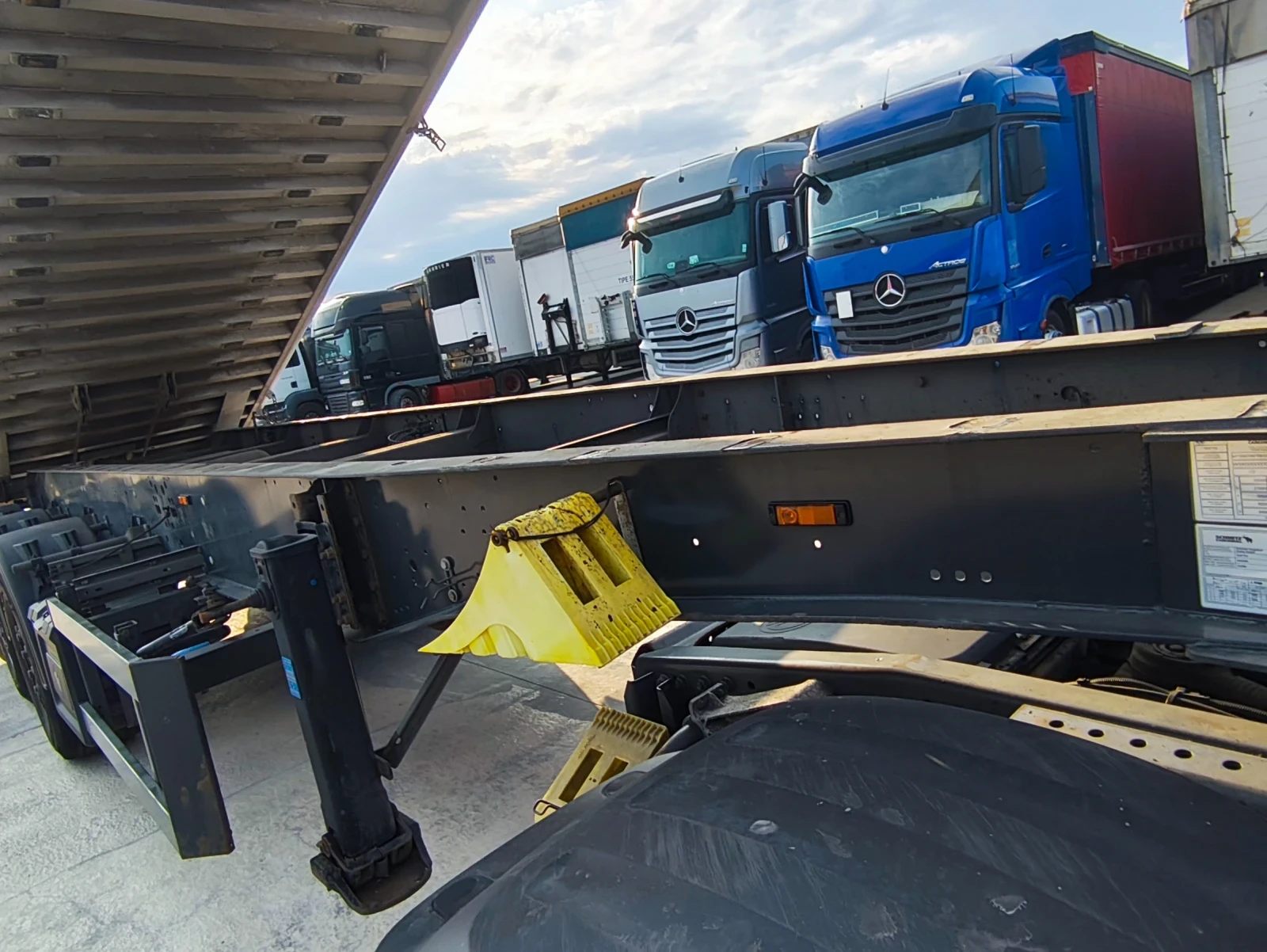 ����������� Schmitz | Mobile.bg � ����������� 14