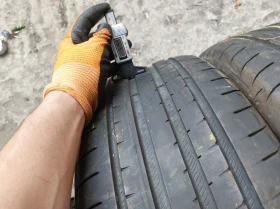 Гуми Летни 235/50R18, снимка 4 - Гуми и джанти - 41827902