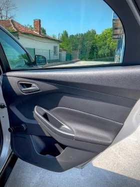 Ford Focus 1.0 EcoBoost, снимка 9