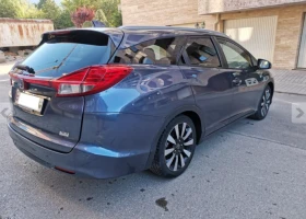 Обява за продажба на Honda Civic Tourer, 1.8, Automatic ~21 900 лв. - изображение 6