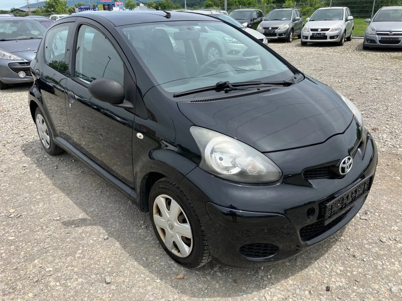 Toyota Aygo 1.0 VVT-i, снимка 6 - Автомобили и джипове - 46068834