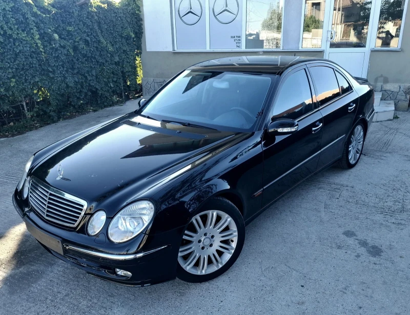 Mercedes-Benz E 200 Kompressor , снимка 1 - Автомобили и джипове - 47430417