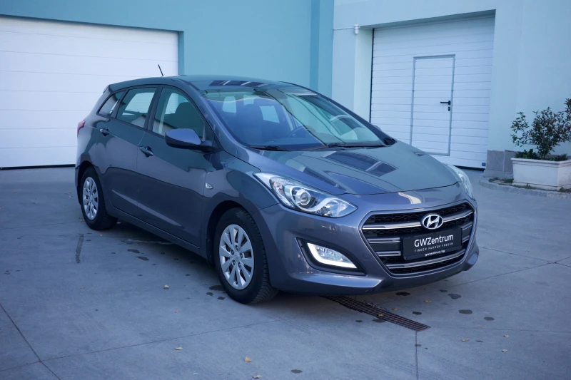 Hyundai I30 CW 1.4, снимка 1 - Автомобили и джипове - 47830177