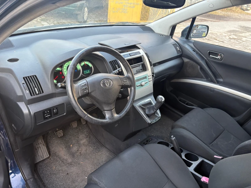 Toyota Corolla verso 2.0D4d/7места, снимка 8 - Автомобили и джипове - 48112240