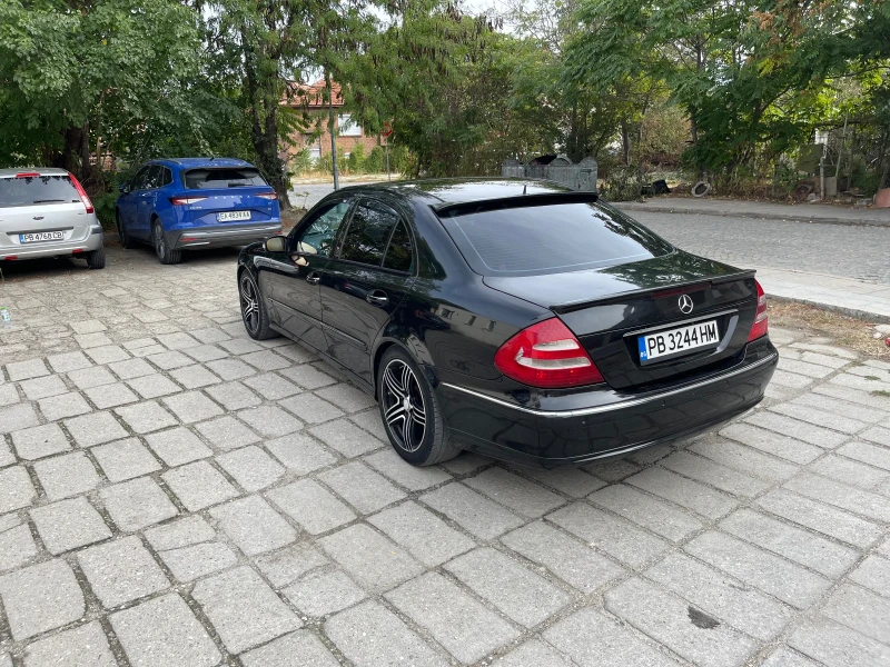 Mercedes-Benz E 280, снимка 2 - Автомобили и джипове - 49426897