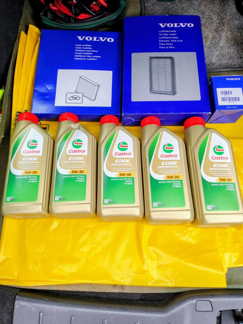 Volvo V50 комби, снимка 12 - Автомобили и джипове - 51611670