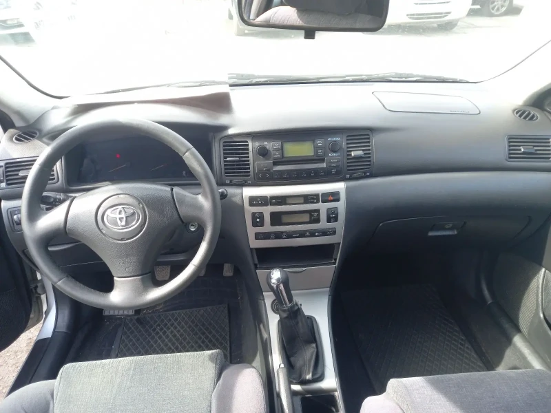 Toyota Corolla 2.0D4-D 116k.c., снимка 10 - Автомобили и джипове - 49605822