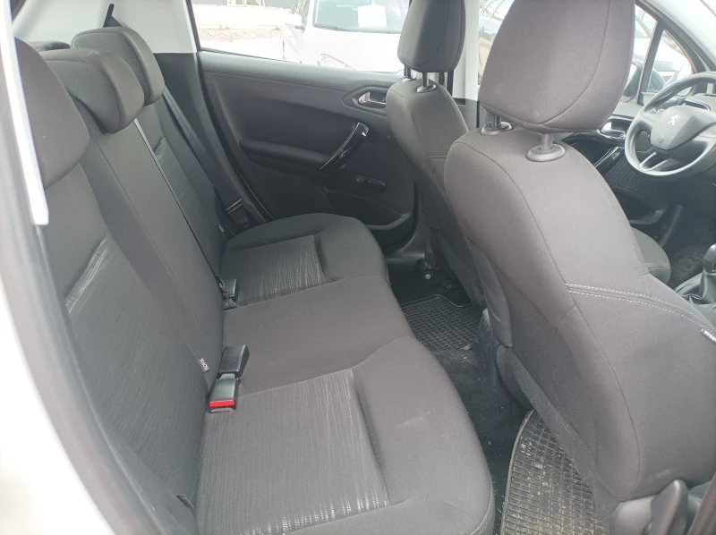 Peugeot 208 1.0 BENZIN НА  ЧАСТИ , снимка 9 - Автомобили и джипове - 49847754