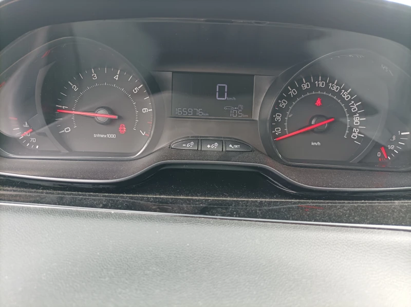 Peugeot 208 1.0 BENZIN НА  ЧАСТИ , снимка 15 - Автомобили и джипове - 49847754