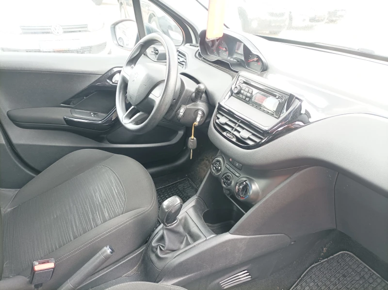 Peugeot 208 1.0 BENZIN НА  ЧАСТИ , снимка 8 - Автомобили и джипове - 49847754