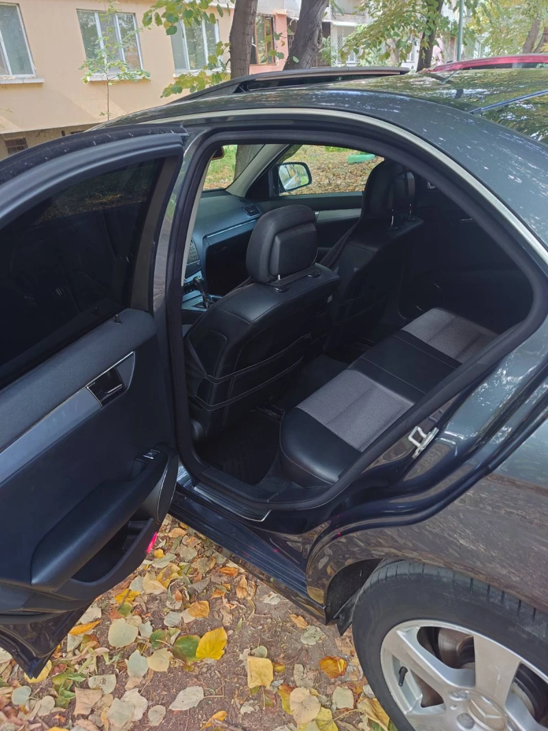 Mercedes-Benz C 180 W204 Компресор Газ, снимка 12 - Автомобили и джипове - 52147025