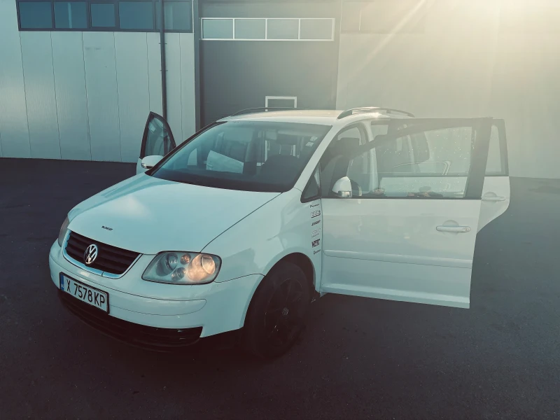 VW Touran VW Touran 1.9TDI 105, снимка 3 - Автомобили и джипове - 52935769
