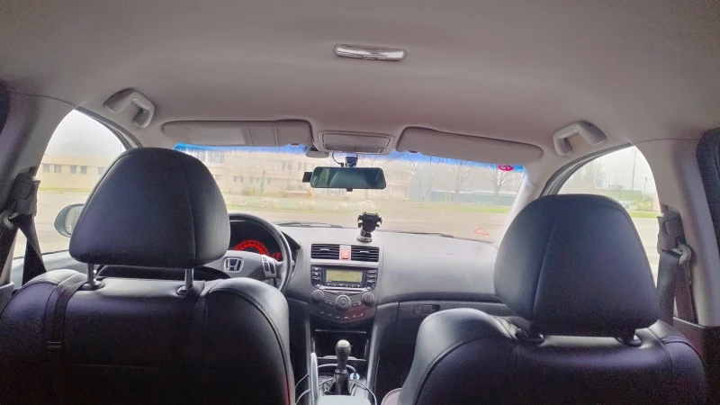 Honda Accord 2.0 ГАЗ, АЛКАНТАРА, снимка 14 - Автомобили и джипове - 53101949