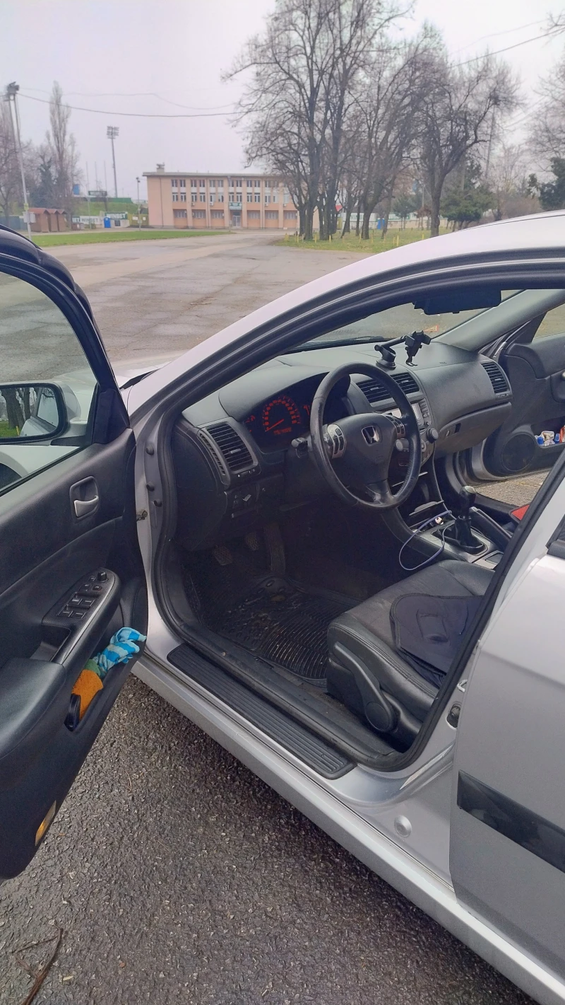 Honda Accord 2.0 ГАЗ, АЛКАНТАРА, снимка 10 - Автомобили и джипове - 53101949