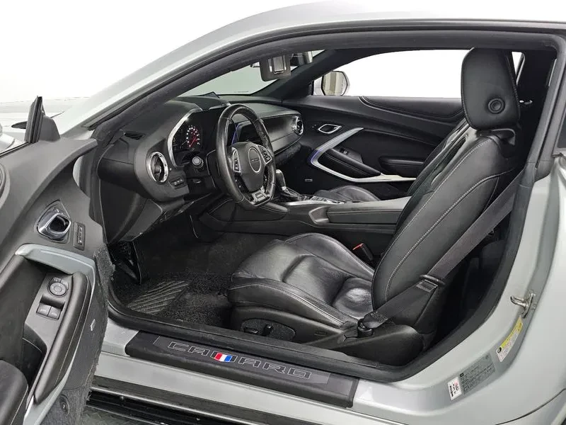 Chevrolet Camaro 6.2, снимка 10 - Автомобили и джипове - 53911893