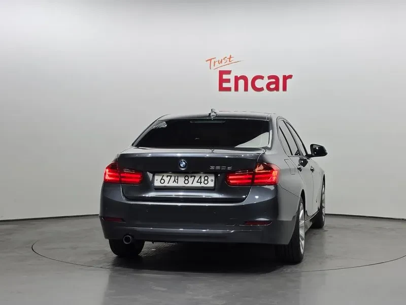 BMW 320 d, снимка 4 - Автомобили и джипове - 54589648