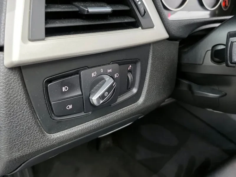 BMW 320 d, снимка 15 - Автомобили и джипове - 54589648