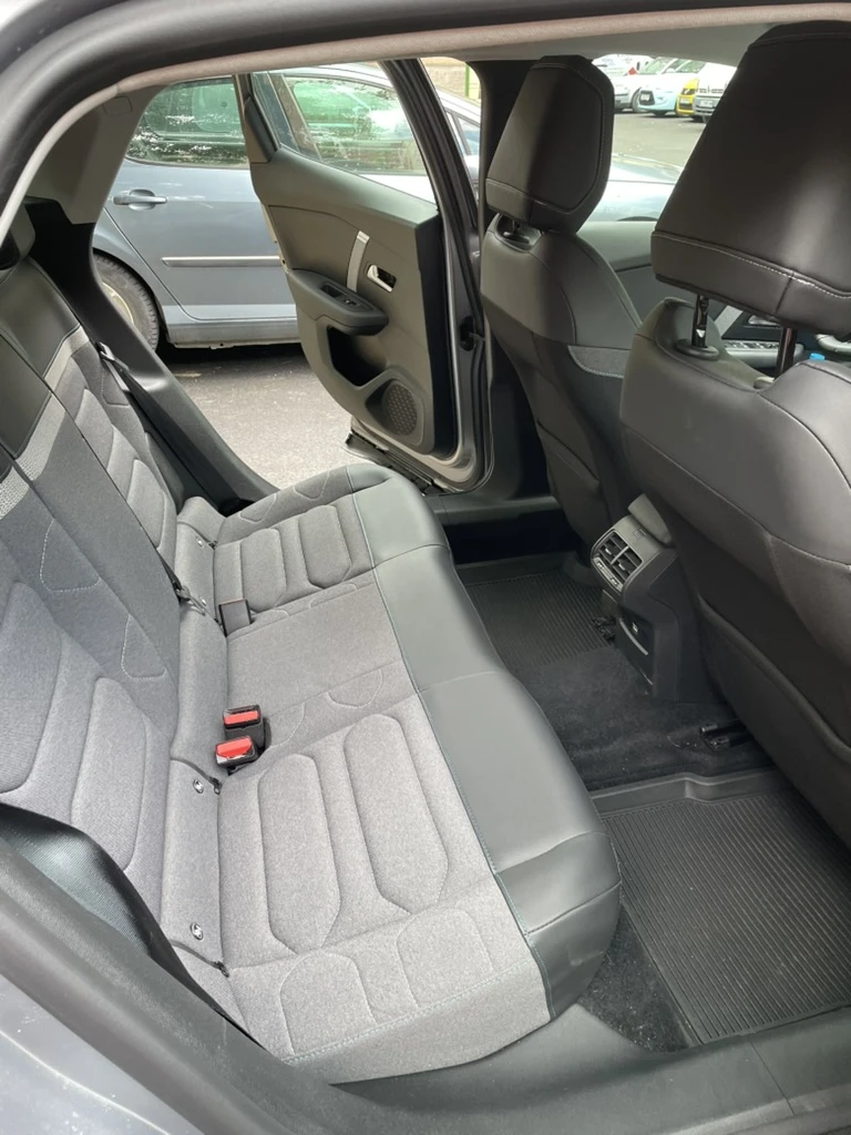 Citroen C4 PureTech 1.2, снимка 6 - Автомобили и джипове - 54796900