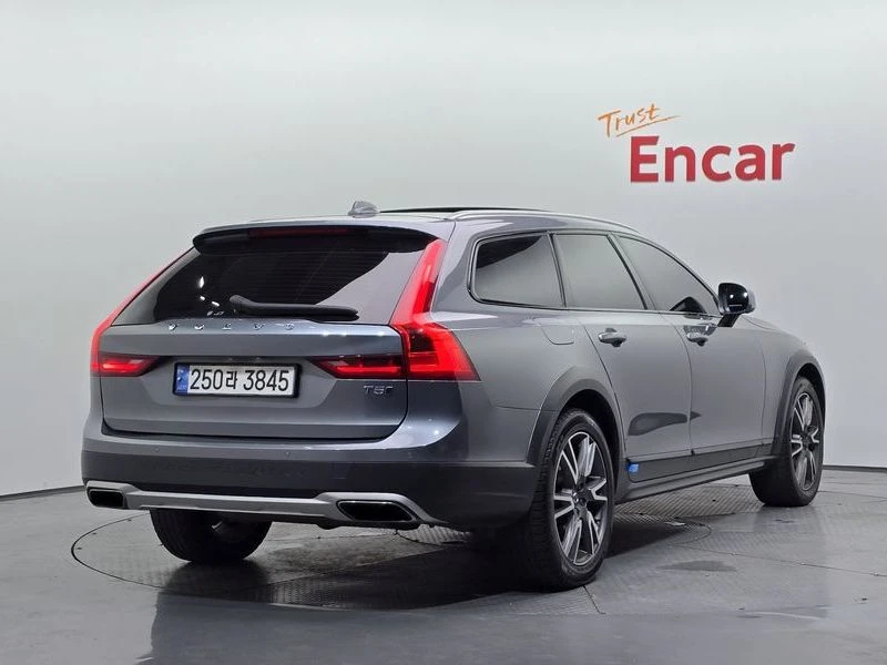 Volvo V90 T5 Pro AWD| 250к.с.| ВКЛ.ТЕХНОТЕСТ, снимка 2 - Автомобили и джипове - 55401385