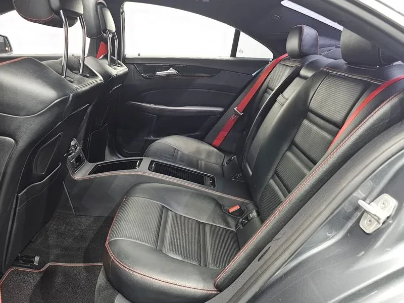 Mercedes-Benz CLS 400 W218 Amg Line, снимка 11 - Автомобили и джипове - 55940047