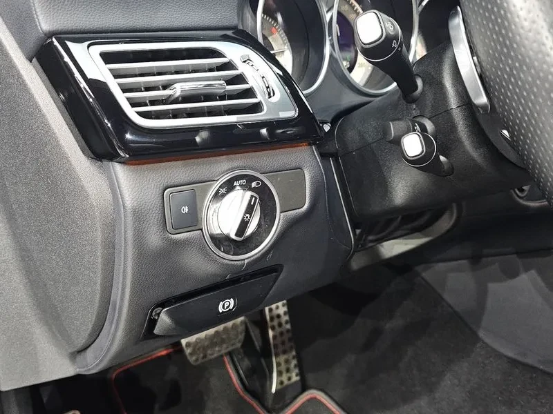 Mercedes-Benz CLS 400 W218 Amg Line, снимка 17 - Автомобили и джипове - 55940047
